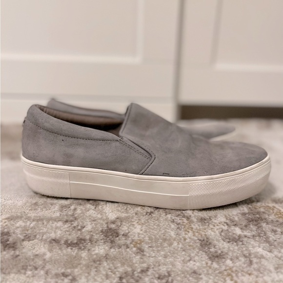 Steve Madden “Gills” Grey Suede - Picture 7 of 8